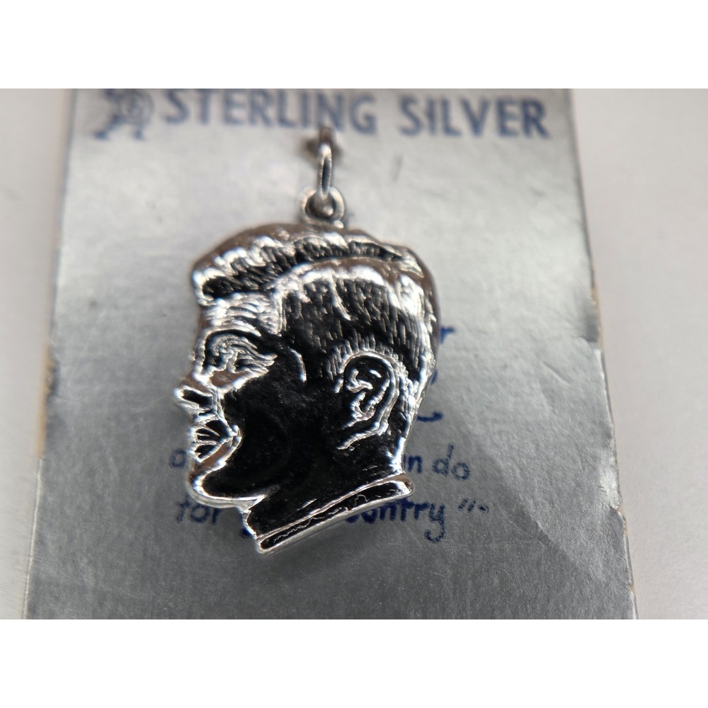 Small JFK Head Bust Outline Vintage Sterling Silver Bracelet Charm Pendant Orig